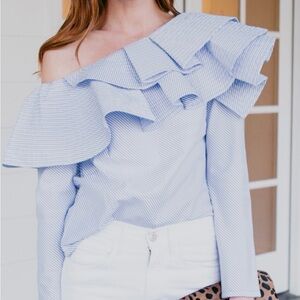 Gracia One-Shoulder Ruffle Striped Blouse M